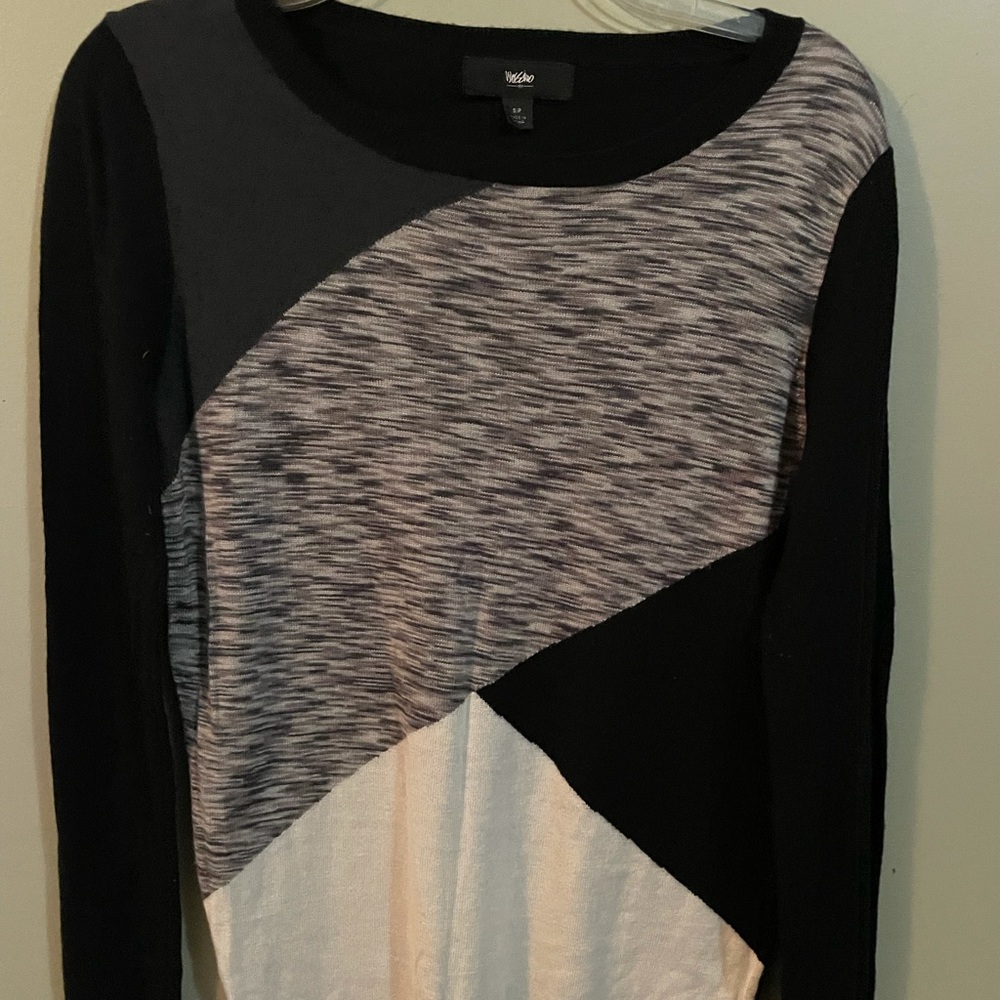 Women’s Mossimo Ling-Sleeved Sweater